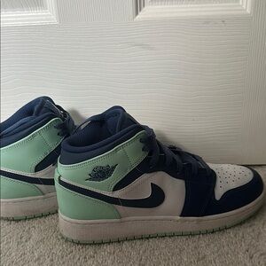 Jordan Women's Sneakers - Navy, Mint, and White